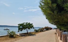 5 Meters From The Sea With Private Beach - 70M2 Colibri Sunset Apartments